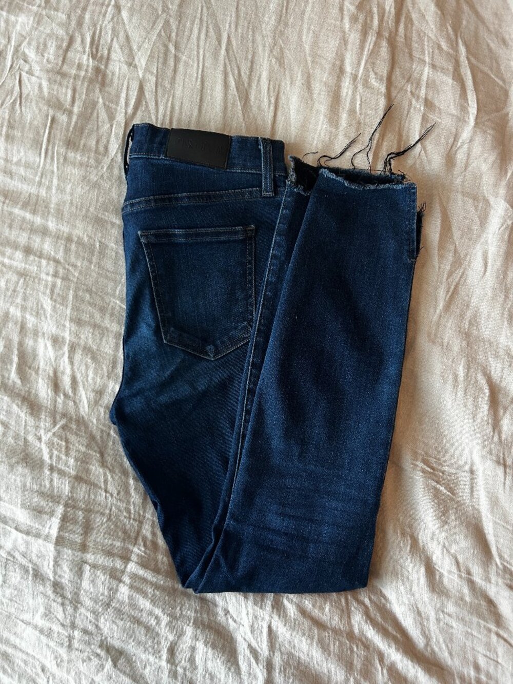 EUC Pistola skinny jeans raw step hem